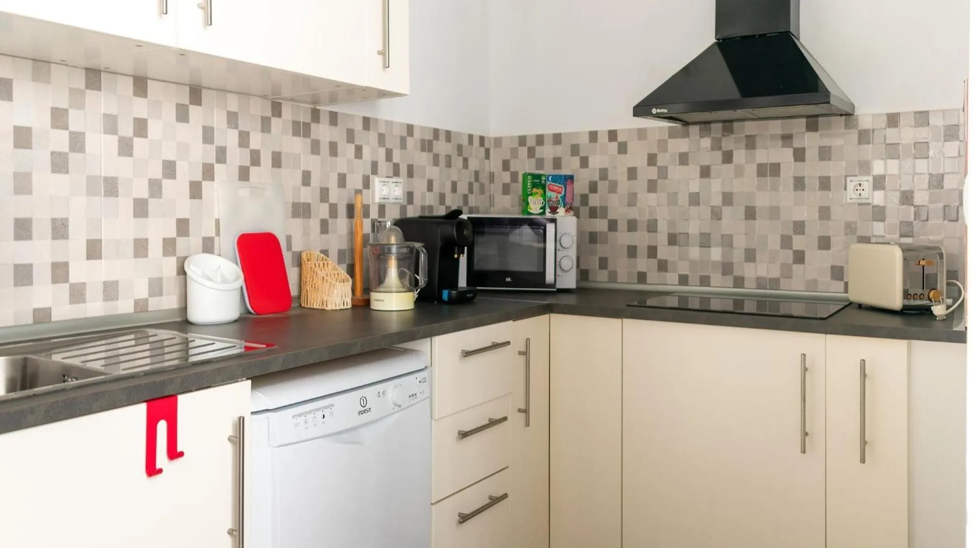 Cosy Holiday Home With Sea-View Cádiz Spanje